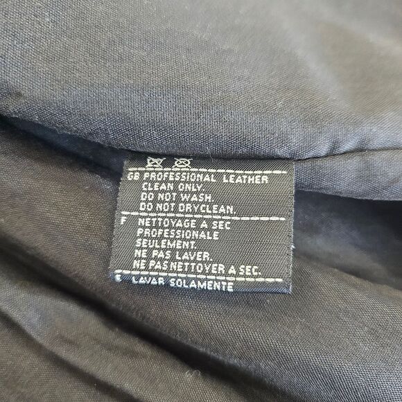 Harley-Davidson Black Leather Jacket with Silver Details - Picture 7 of 9